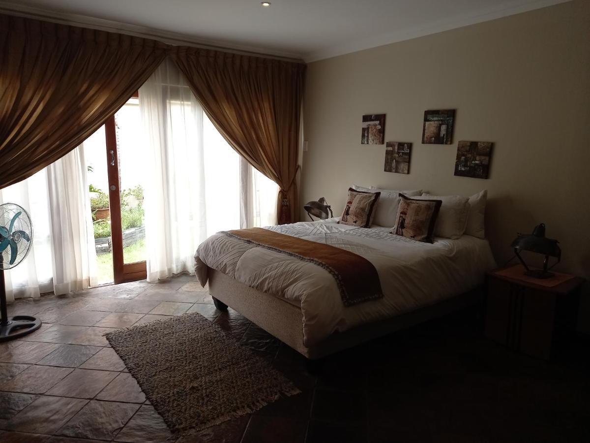 Troas Boutique Hotel Vanderbijlpark Kültér fotó