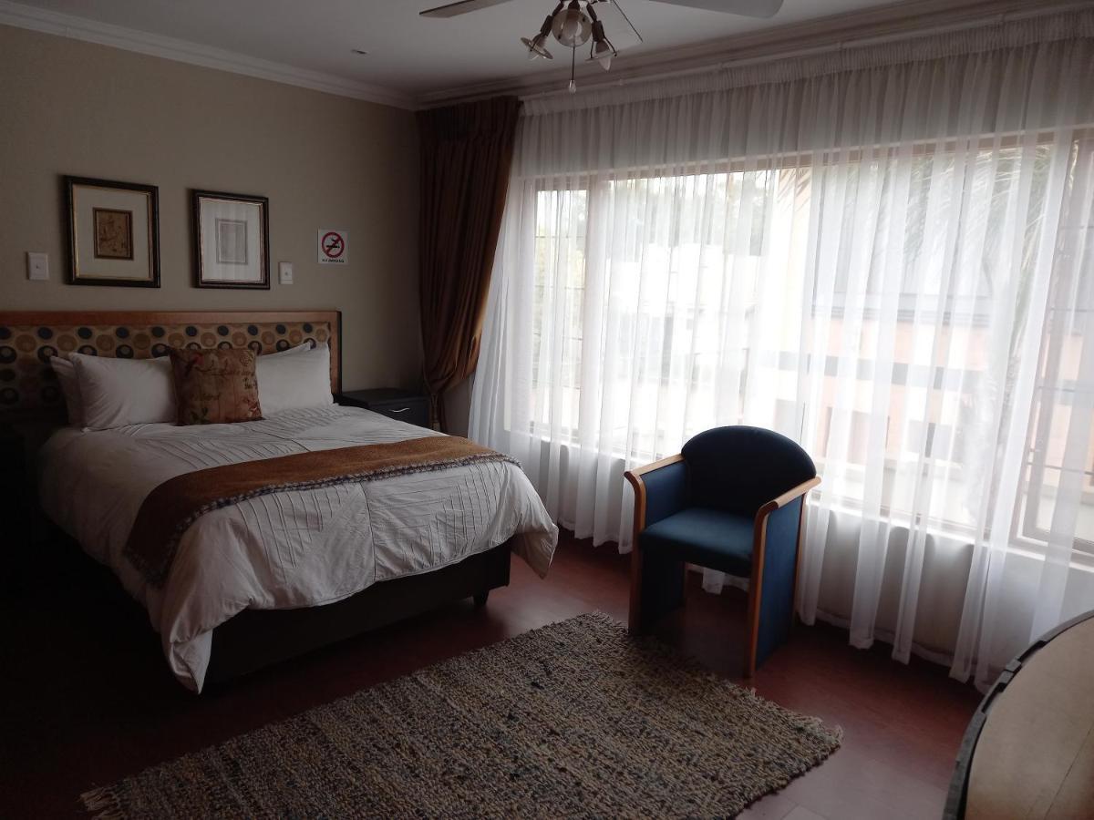 Troas Boutique Hotel Vanderbijlpark Kültér fotó