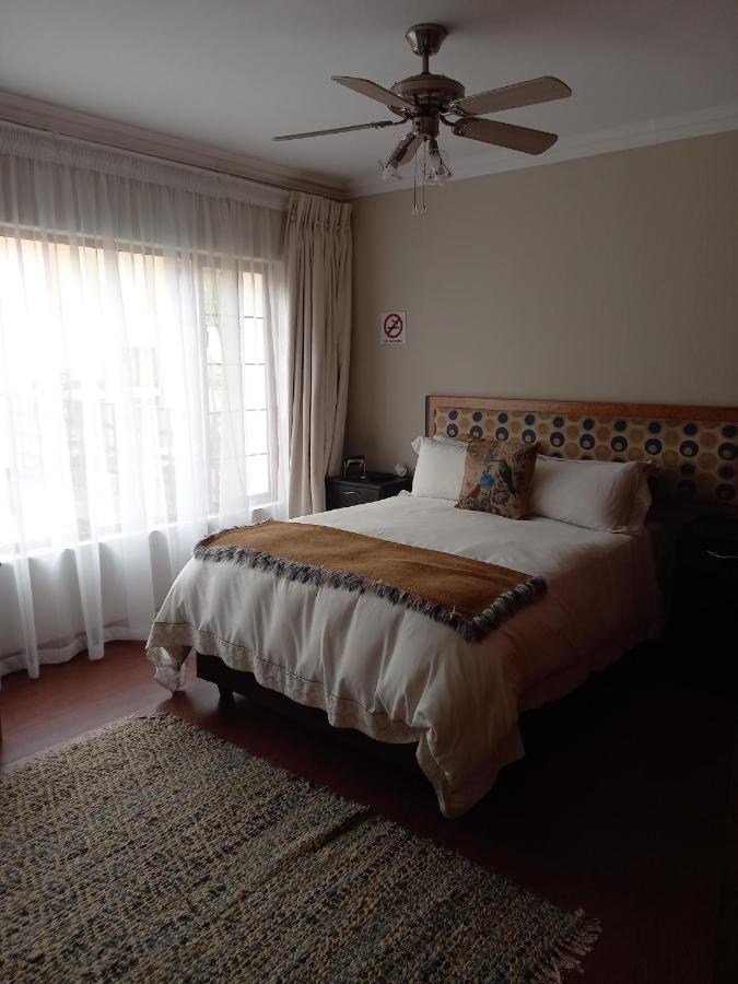 Troas Boutique Hotel Vanderbijlpark Kültér fotó