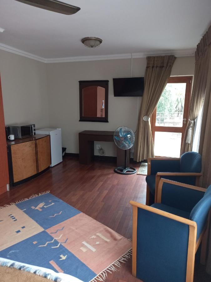 Troas Boutique Hotel Vanderbijlpark Kültér fotó