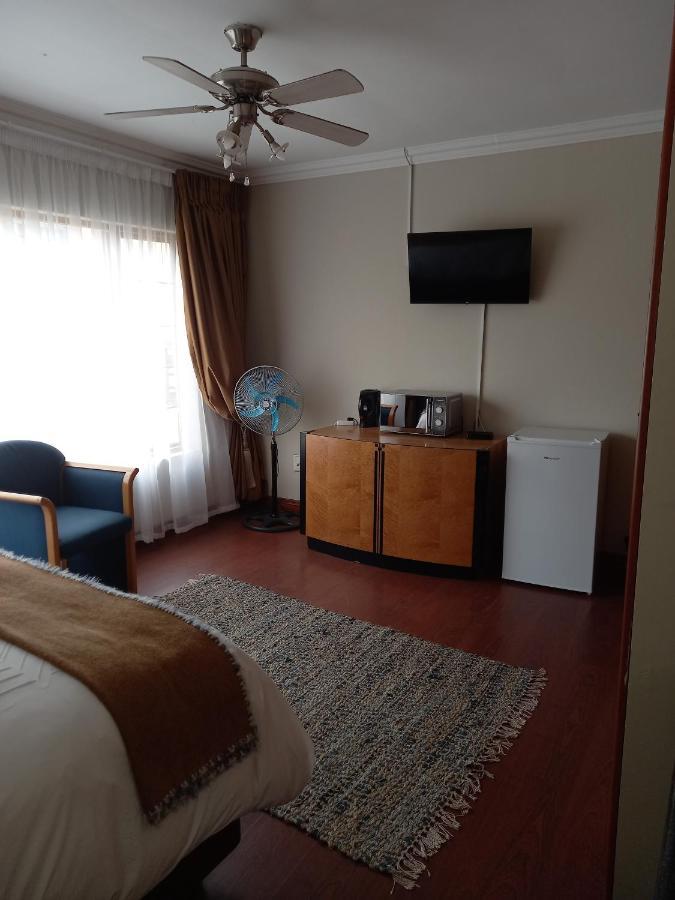 Troas Boutique Hotel Vanderbijlpark Kültér fotó