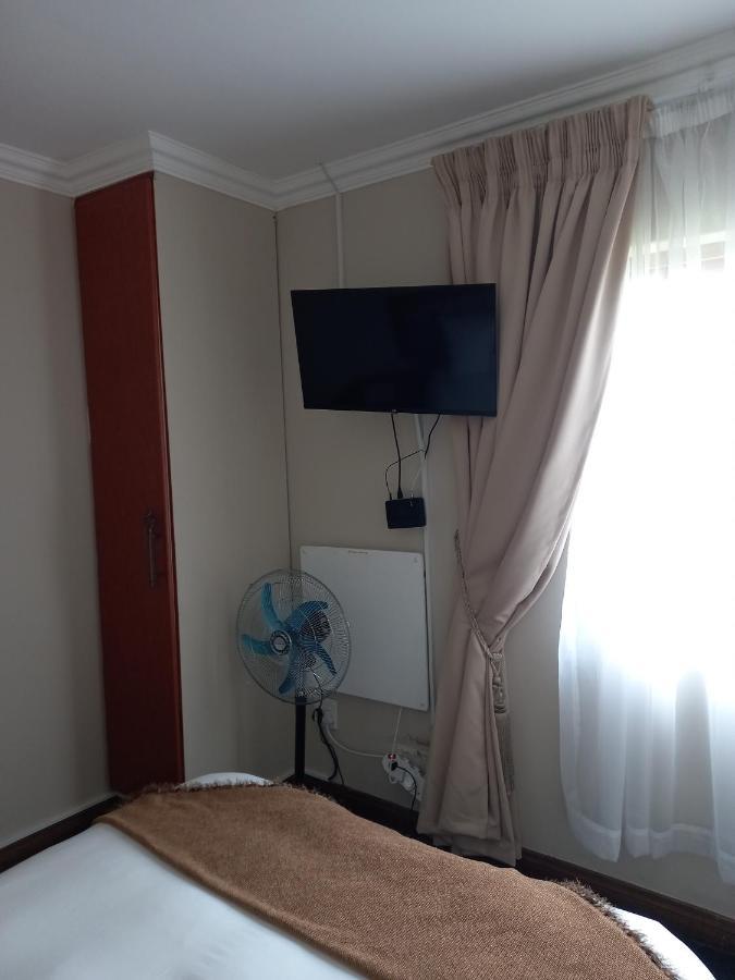 Troas Boutique Hotel Vanderbijlpark Kültér fotó