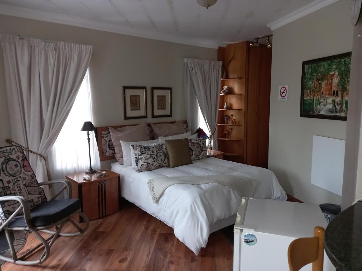 Troas Boutique Hotel Vanderbijlpark Kültér fotó